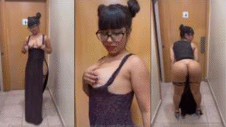 la rica Robertita franco se baja la tanga y que ricas nalgas se le ven